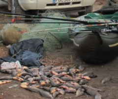 Agentes Rurales localizan a cinco pescadores furtivos en Lleida